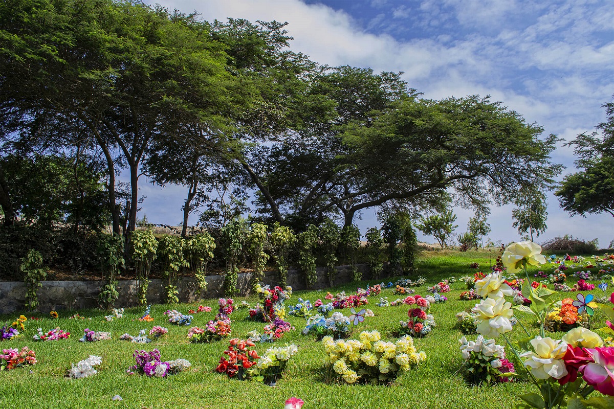 Camposanto Lomas de la Paz – Chimbote